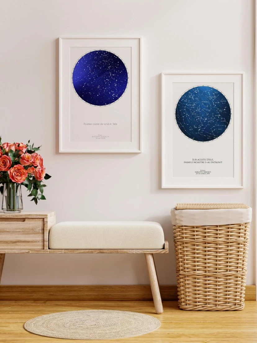 Tablou cadou cu harta stelelor, gata înrămat și pregătit pentru a fi oferit.